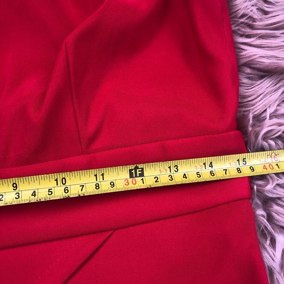 Red Dress - Picture 7 of 8